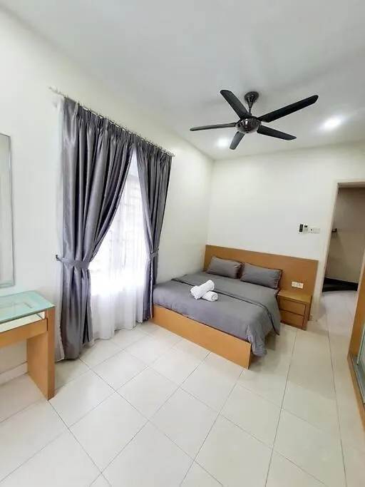 Garden Cozy2Storey Home 4Room 10Pax@Near Almajusco Bukit Mertajam 0*,